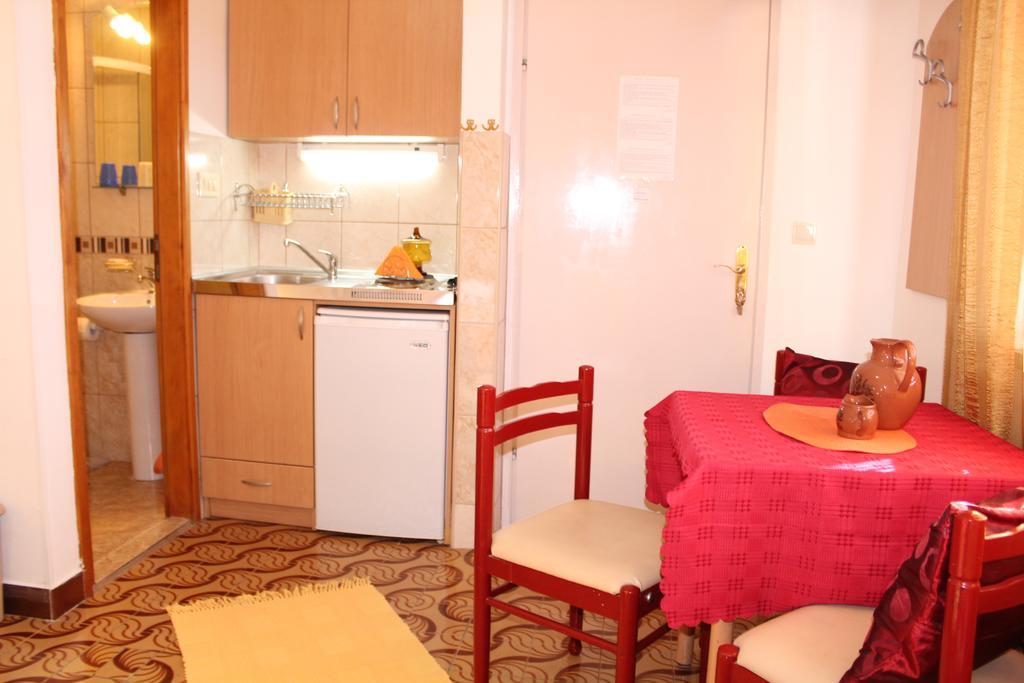 הרצג-נובי Guest House Tomanovic מראה חיצוני תמונה
