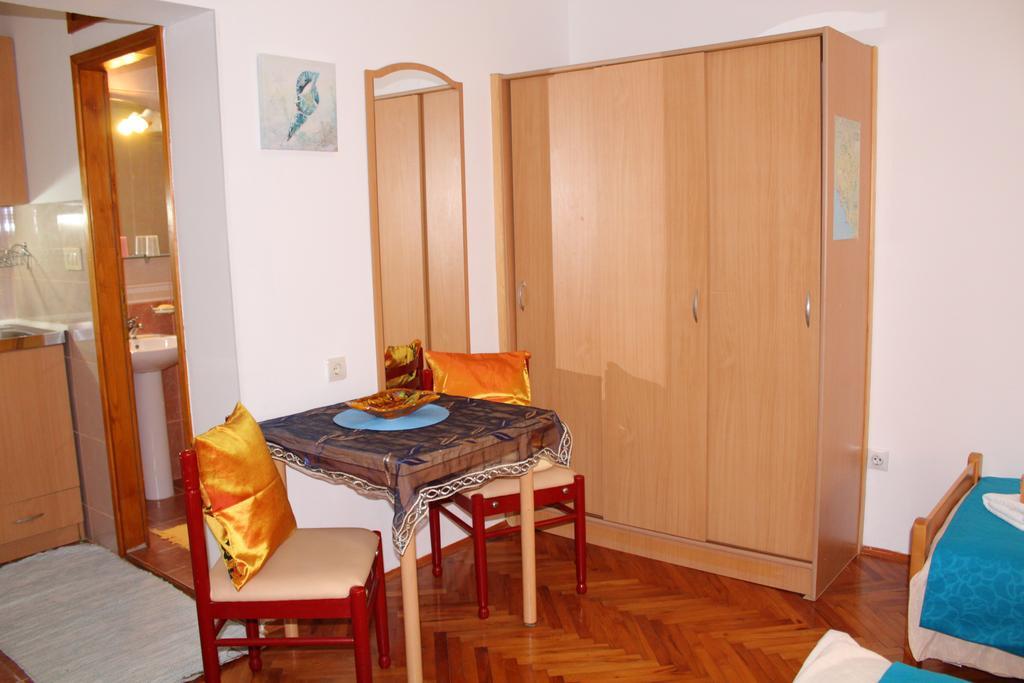 הרצג-נובי Guest House Tomanovic מראה חיצוני תמונה