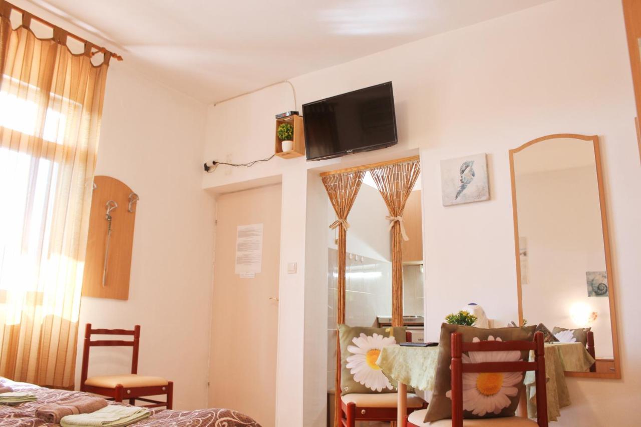 הרצג-נובי Guest House Tomanovic מראה חיצוני תמונה
